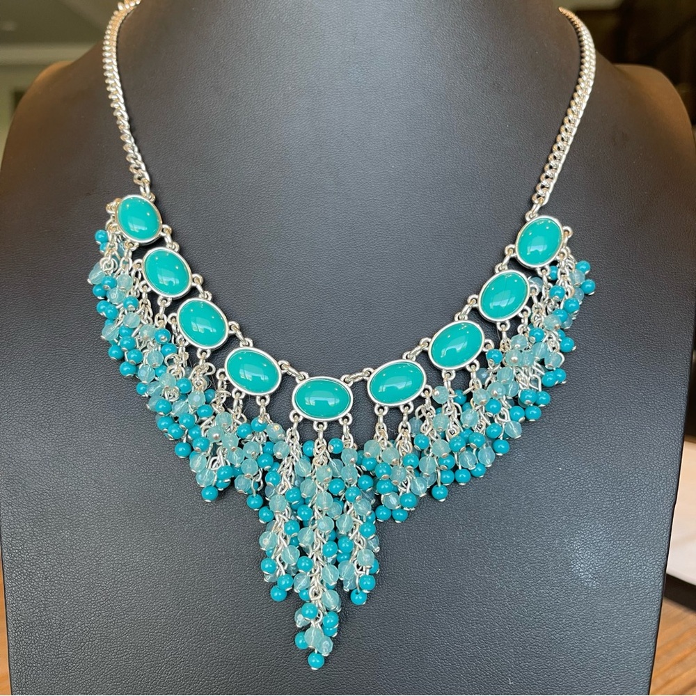 Turquoise color ocean blue dangle beaded statement necklace silver tone 18”-21”